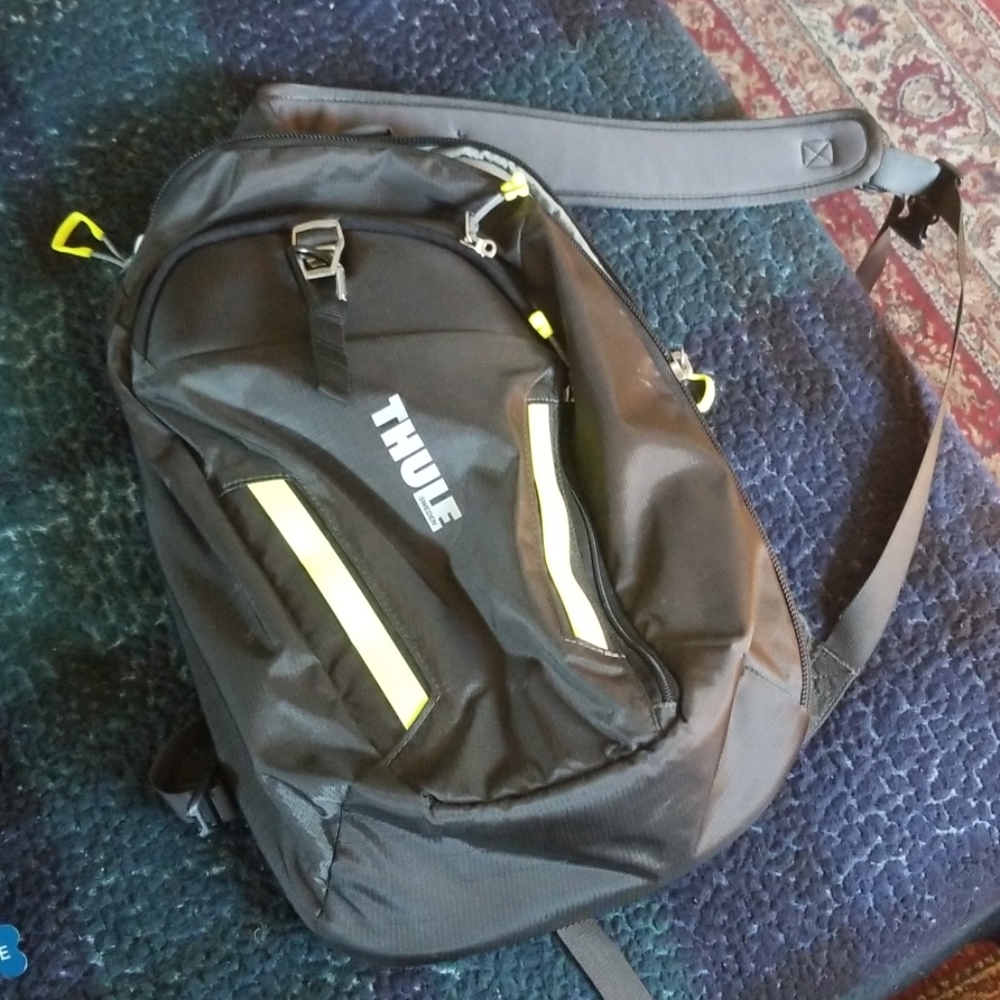 Thule sling pack